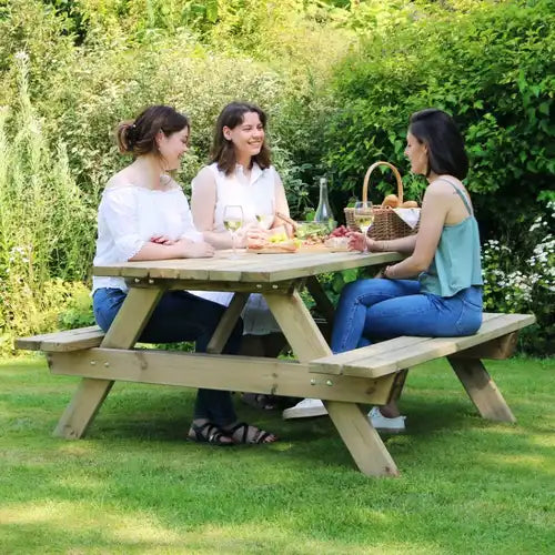 Oghill Farm Picnic Table